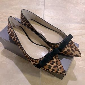 Ann Taylor Patricia Bow Flat Leopard 7.5